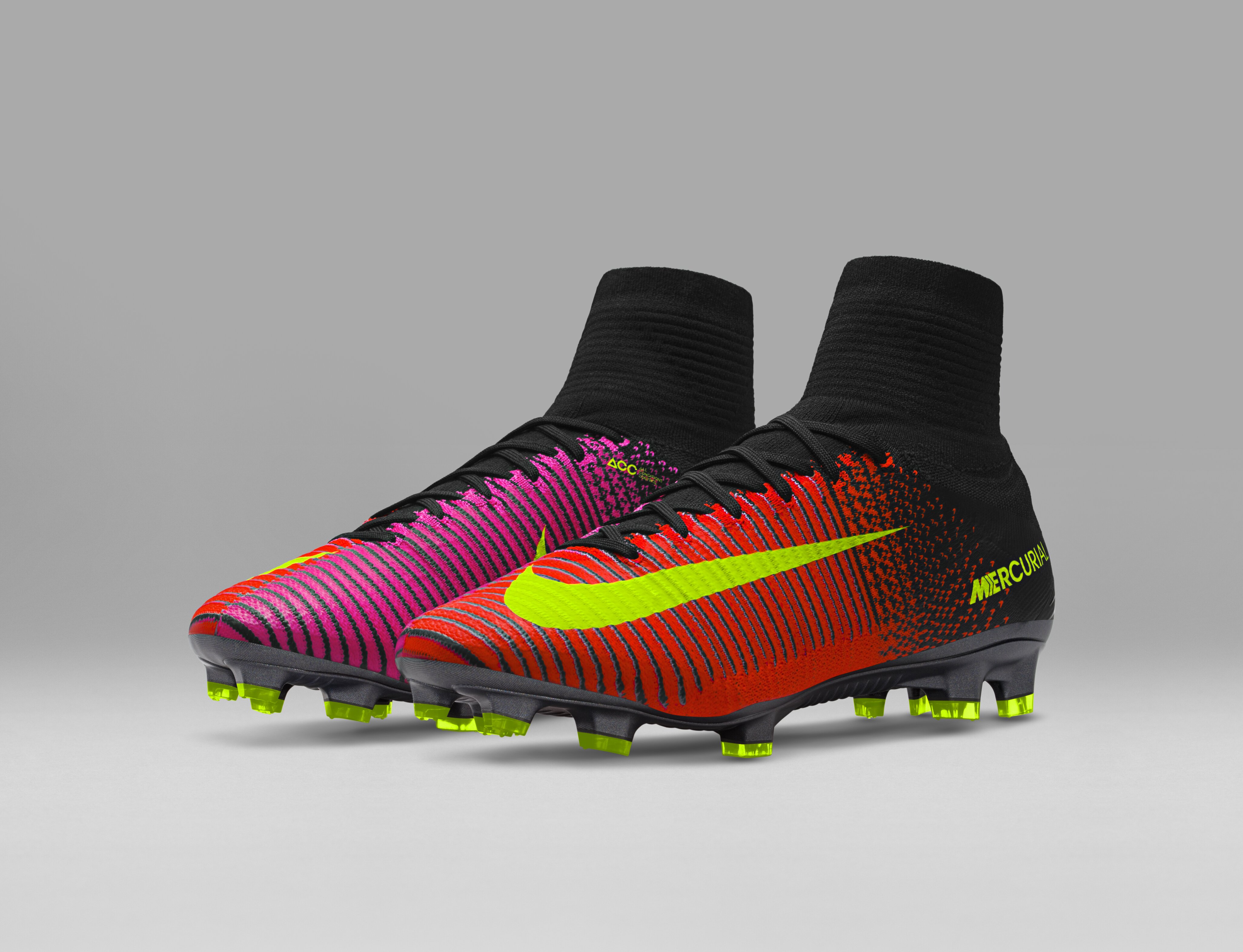 scarpe da calcio nike nuove