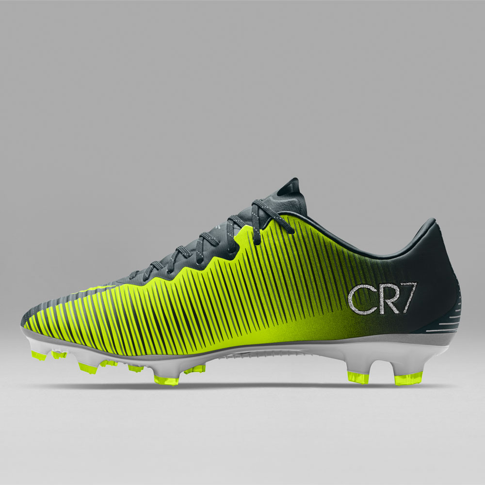 cr7 scarpe calcio