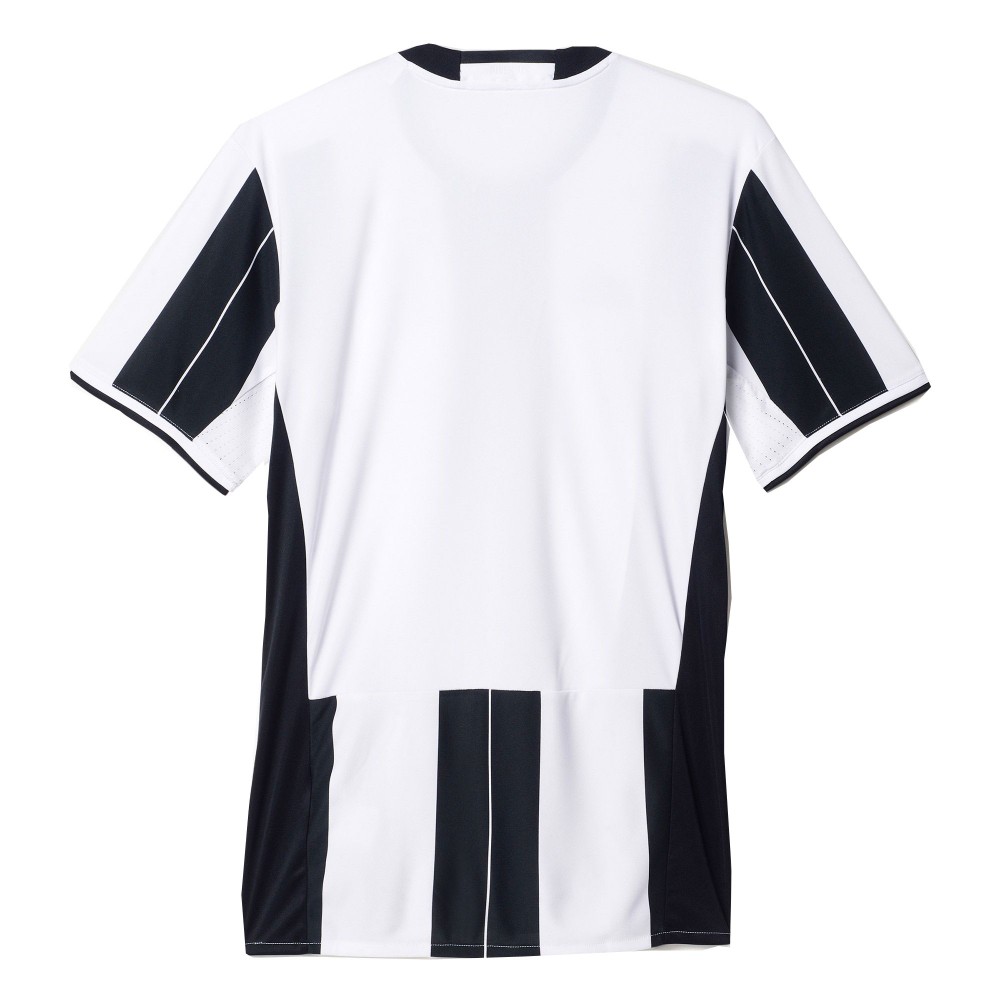 Ecco la nuova maglia da calcio Juventus 2016 / 2017 disegnata da ...
